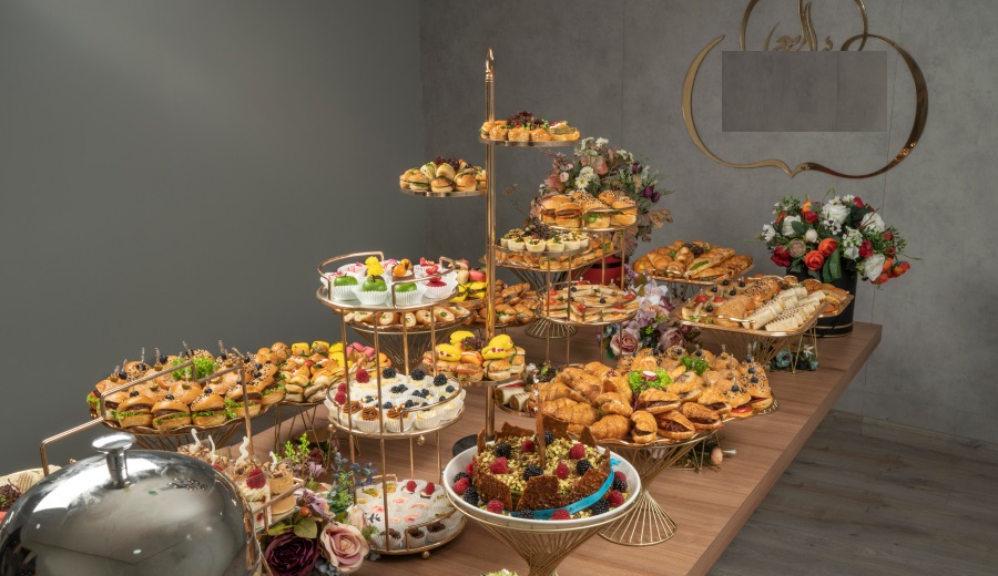 You are currently viewing Cakes are the heart of any celebration,